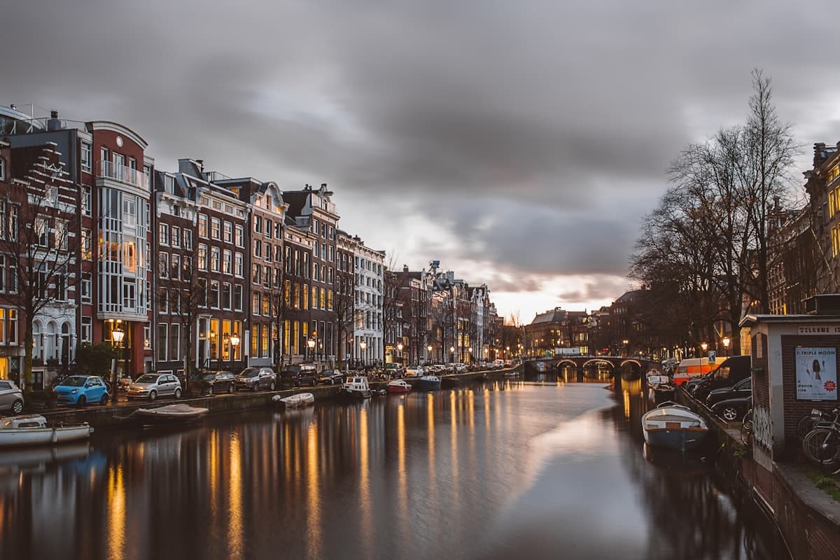 Amsterdam en un week-end : la ville idéale pour une escapade à 2